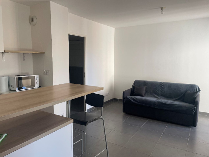 location-appartement-Marseille-13008-1