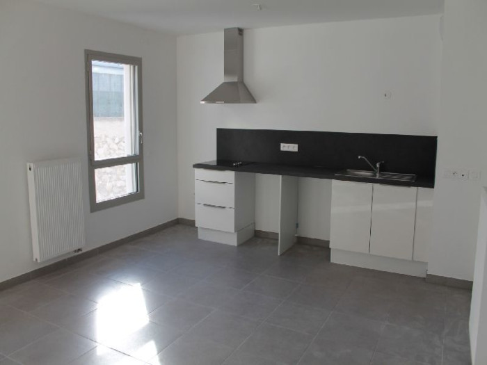 location-appartement-Marseille-13003-2