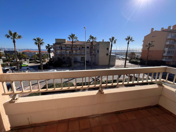 vente-appartement-Hyeres-83400-2
