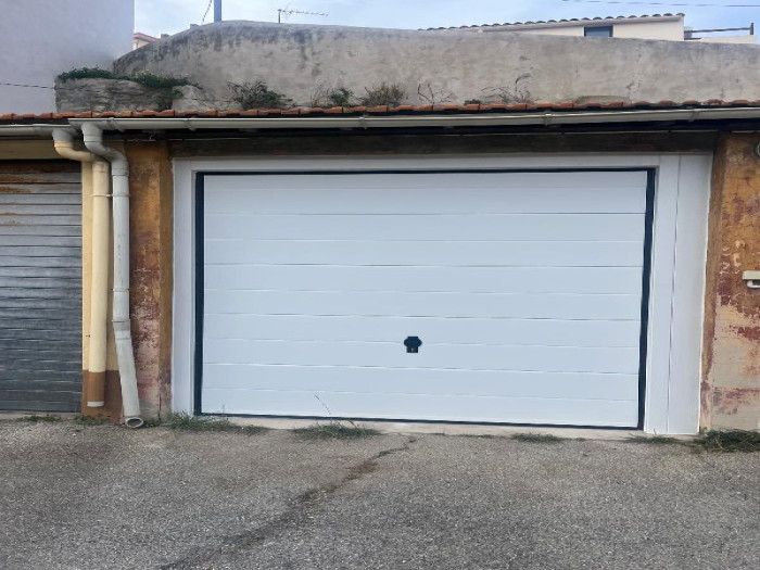 location-parking-box-Marseille-13007-1