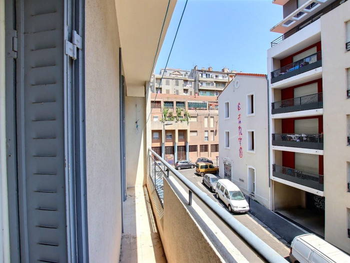 location-appartement-Marseille-13003-3