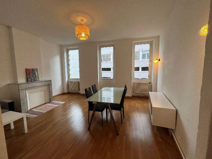 location-appartement-Marseille-13006-2