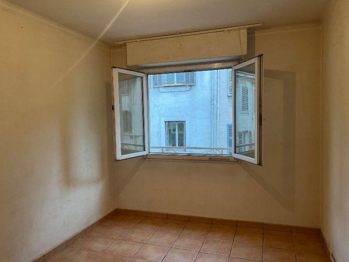 location-appartement-Marseille-13007-2