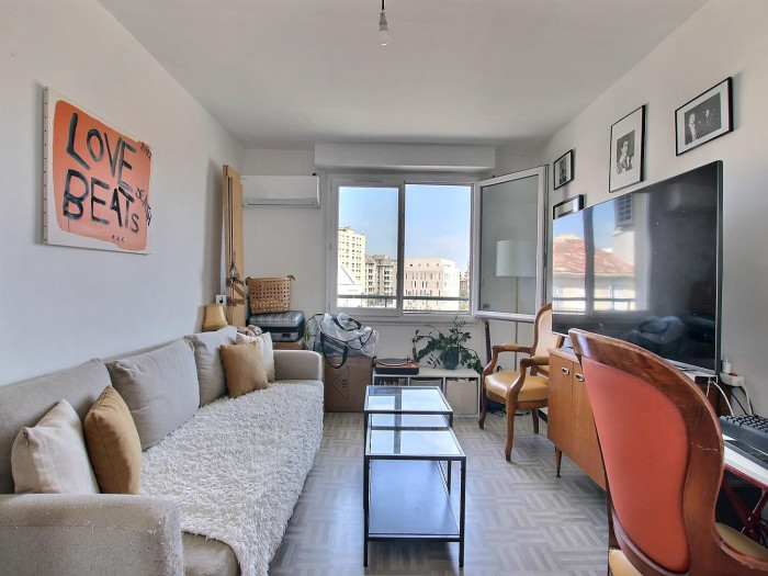 location-appartement-Marseille-13002-3