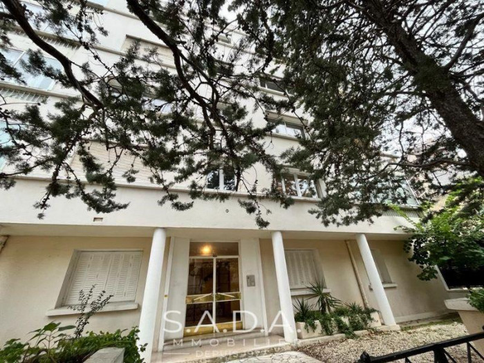 location-appartement-Marseille-13008-2