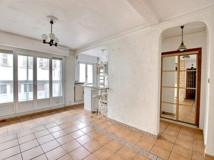 location-appartement-Marseille-13007-2