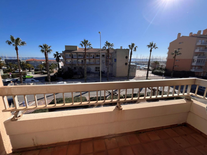 vente-appartement-Hyeres-83400-2