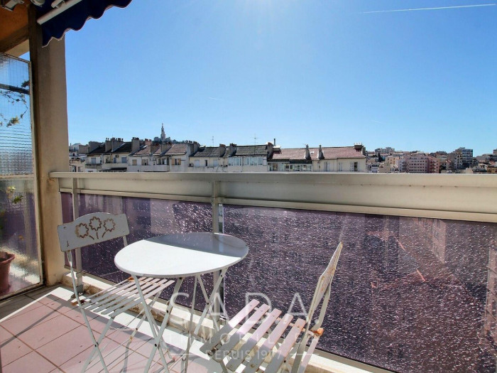 vente-appartement-Marseille-13007-3