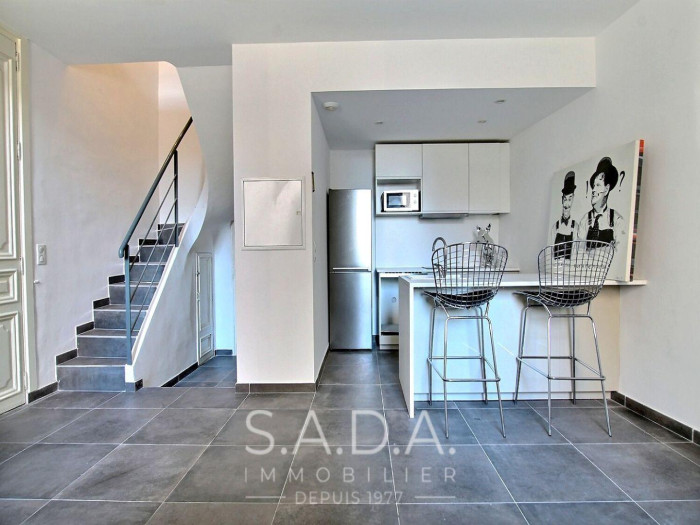 vente-appartement-Marseille-13006-2