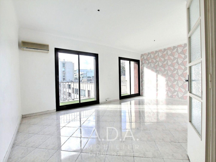 vente-appartement-Marseille-13007-3