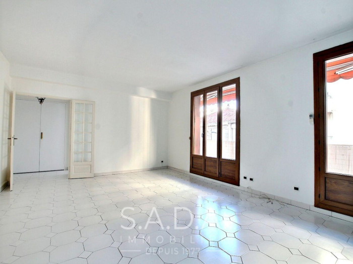 vente-appartement-Marseille-13007-3