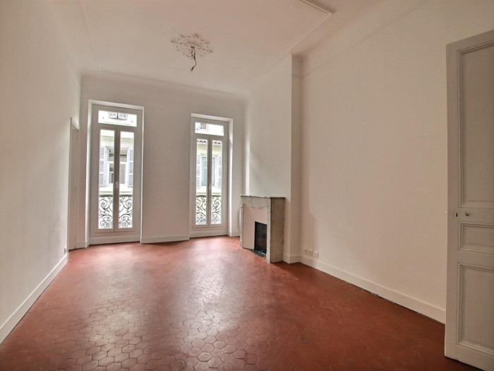 location-appartement-Marseille-13006-3