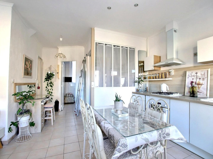 vente-appartement-Marseille-13007-2