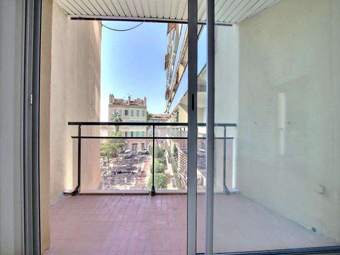 vente-appartement-Marseille-13007-1