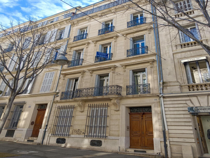 vente-appartement-Marseille-13001-3
