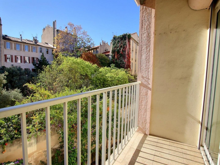 vente-appartement-Marseille-13007-3
