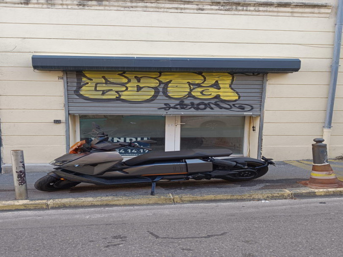 vente-local-Marseille-13007-1